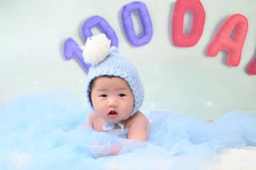 陇南宝宝不哭不闹正常吗