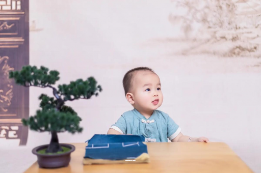 陇南宝宝喊肚子疼怎么回事